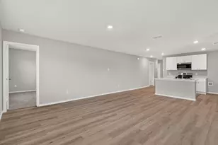 16753 Laguna Vis St, Fort Worth, TX 76247 - Photo 8