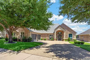 4457 Fairway View Dr, Fort Worth, TX 76008 - Photo 2