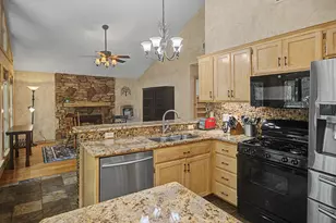 209 Woodfern Glen, Holly Lake Ranch, TX 75765 - Photo 12