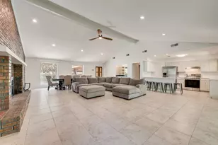 110 La Jolla St, Mabank, TX 75156 - Photo 2