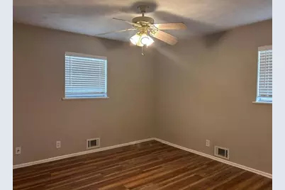 904 Beasley Boulevard, Whitewright, TX 75491 - Photo 14