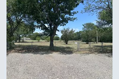 904 Beasley Boulevard, Whitewright, TX 75491 - Photo 22