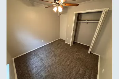 4002 Fairbanks Court, Irving, TX 75062 - Photo 10
