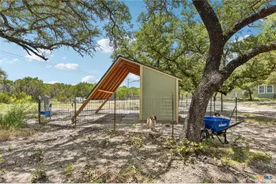 4211 County Road 103, Lampasas, TX 76550 - Photo 32