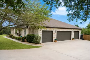 11201 W Cave Blvd, Dripping Springs, TX 78620 - Photo 2