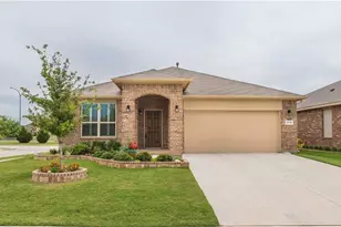 1716 Rio Penasco Dr, Fort Worth, TX 76052 - Photo 2