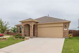 1716 Rio Penasco Dr, Fort Worth, TX 76052 - Photo 1