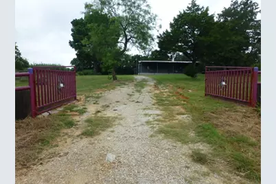 119 Hayes Court, Springtown, TX 76082 - Photo 14