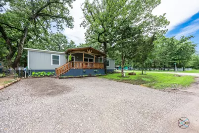 200 Pecos Drive, Mabank, TX 75156 - Photo 4