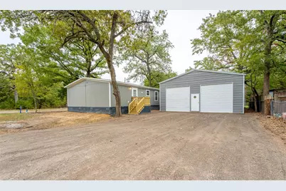 200 Pecos Drive, Mabank, TX 75156 - Photo 2