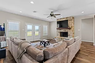 717 Dove Hill Ln, China Spring, TX 76633 - Photo 8