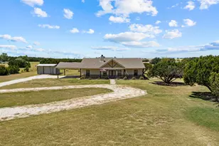 717 Dove Hill Ln, China Spring, TX 76633 - Photo 1