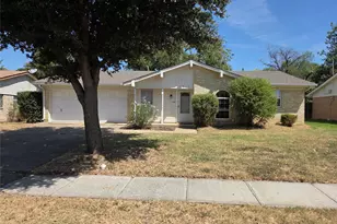 5913 Whispering Ln, Watauga, TX 76148 - Photo 2