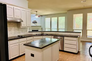 2229 Caroline Dr, Weatherford, TX 76087 - Photo 10