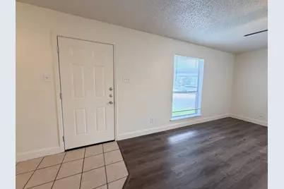 604 Walter Stephenson Road #B, Midlothian, TX 76065 - Photo 2