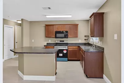 2215 Splendor Court, Arlington, TX 76010 - Photo 10