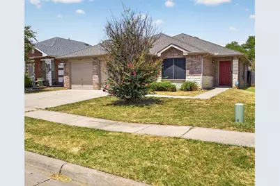 2215 Splendor Court, Arlington, TX 76010 - Photo 2