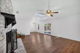 1413 Long Shadow Ln, Mesquite, TX 75149 - Photo 4