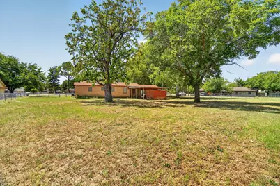 716 Kerry Lane, Azle, TX 76020 - Photo 26