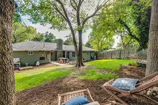 1529 Briarcrest Dr, Dallas, TX 75224 - Photo 32