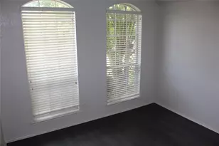 1813 Arbor Creek Dr, Garland, TX 75040 - Photo 14