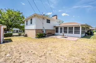 950 Sycamore Ln, Lancaster, TX 75146 - Photo 4