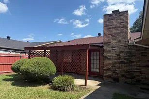 2114 Burrows Trail, Grand Prairie, TX 75052 - Photo 18