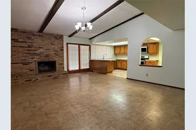 2114 Burrows Trail, Grand Prairie, TX 75052 - Photo 6