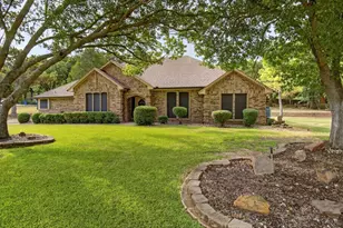 1013 Alamo Dr, Southlake, TX 76092 - Photo 1