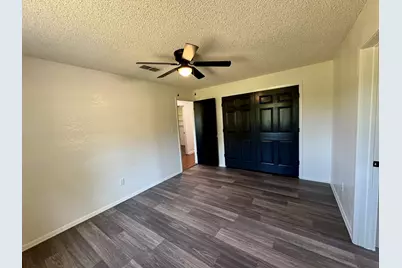 924 N Main Street, Springtown, TX 76082 - Photo 8