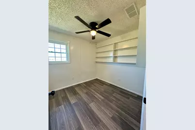924 N Main Street, Springtown, TX 76082 - Photo 18