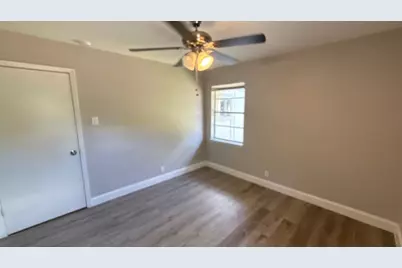 1851 Chevy Chase Drive, Carrollton, TX 75006 - Photo 8