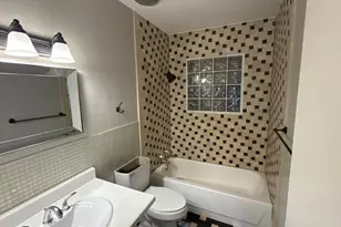 1851 Chevy Chase Dr, Carrollton, TX 75006 - Photo 10