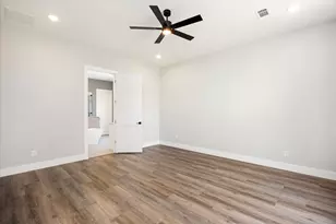 2180 Middlewood Cir, Granbury, TX 76049 - Photo 18