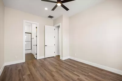 2180 Middlewood Circle, Granbury, TX 76049 - Photo 14