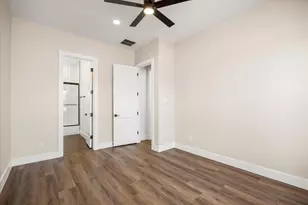 2180 Middlewood Cir, Granbury, TX 76049 - Photo 14