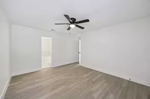 617 Forest Oaks Dr, Grand Prairie, TX 75052 - Photo 18