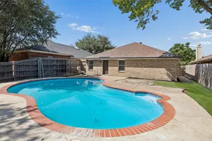 617 Forest Oaks Dr, Grand Prairie, TX 75052 - Photo 28