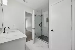 617 Forest Oaks Dr, Grand Prairie, TX 75052 - Photo 20
