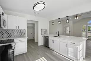 617 Forest Oaks Dr, Grand Prairie, TX 75052 - Photo 10