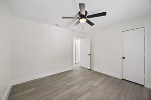 617 Forest Oaks Dr, Grand Prairie, TX 75052 - Photo 26