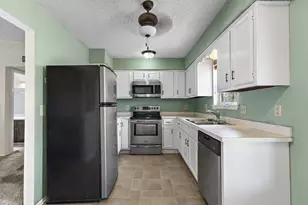 5 Village Glen, Wichita Falls, TX 76302 - Photo 4