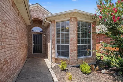 3804 Wellsburg Way, Fort Worth, TX 76244 - Photo 2