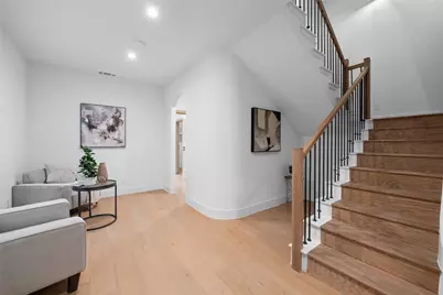 1504 Holly Avenue, Dallas, TX 75204 - Photo 8