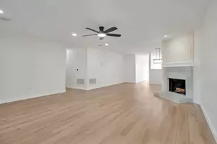 2260 White Oak Dr, Little Elm, TX 75068 - Photo 2