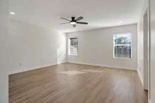 2260 White Oak Dr, Little Elm, TX 75068 - Photo 8