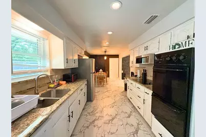 1900 Mill Run Drive, Arlington, TX 76006 - Photo 6