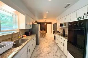 1900 Mill Run Dr, Arlington, TX 76006 - Photo 6