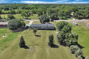 212 Ponderosa Ln, Burleson, TX 76028 - Photo 34