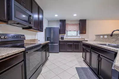 8928 Winding Valley Drive, Fort Worth, TX 76244 - Photo 10